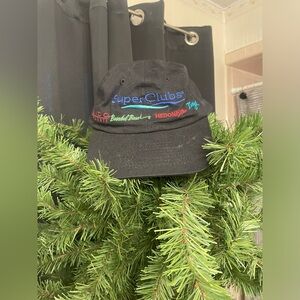 Super clubs Hat